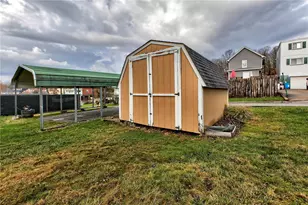 229 S 5th St, Youngwood, PA 15697 - Photo 14