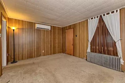 229 S 5th St, Youngwood, PA 15697 - Photo 8