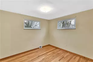 221 Sharon Dr, Pittsburgh, PA 15221 - Photo 26