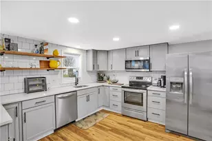 2012 Forge Dr, Aliquippa, PA 15001 - Photo 14