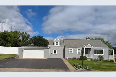 2012 Forge Dr, Aliquippa, PA 15001 - Photo 2