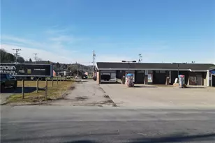 588 W High St - 118 School Dr, Franklin Township, PA 15370 - Photo 4