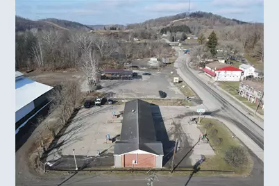 588 W High St - 118 School Dr, Franklin Township, PA 15370 - Photo 24