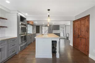 326 Sycamore St, Findlay Township, PA 15126 - Photo 6