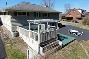 801 Maple Dr, Monongahela, PA 15063 - Photo 10