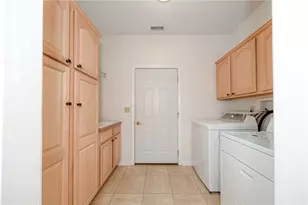 205 Patton Dr, Center Township, PA 15001 - Photo 28