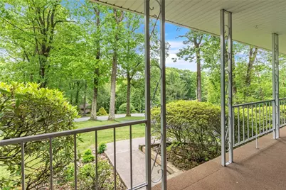 454 Cherokee Dr, Center Township, PA 16001 - Photo 2