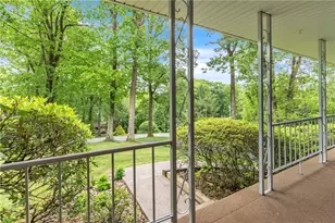 454 Cherokee Dr, Center Township, PA 16001 - Photo 2