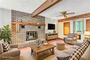 454 Cherokee Dr, Center Township, PA 16001 - Photo 6