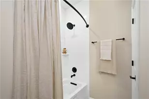 423 Magnolia Dr, Peters Township, PA 15367 - Photo 28