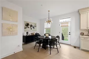 423 Magnolia Dr, Peters Township, PA 15367 - Photo 8