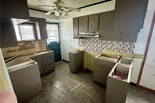 458-460 1st St, East Bethlehem, PA 15368 - Photo 10