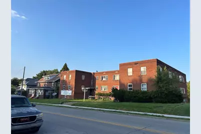 287-301 Stambaugh, Sharon, PA 16146 - Photo 2