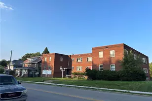 287-301 Stambaugh, Sharon, PA 16146 - Photo 2