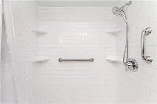 107 Biscayne Terrace, Pittsburgh, PA 15212 - Photo 14