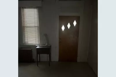 2010 Noble St, Pittsburgh, PA 15215 - Photo 12