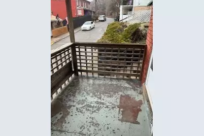 2010 Noble St, Pittsburgh, PA 15215 - Photo 16