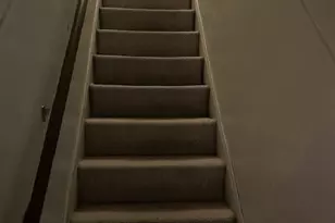 2010 Noble St, Pittsburgh, PA 15215 - Photo 10