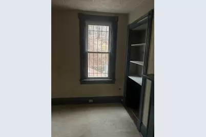 2010 Noble St, Pittsburgh, PA 15215 - Photo 14