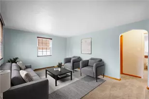 4813 Clover Ln, West Mifflin, PA 15122 - Photo 4