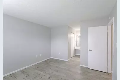 1305 Bridle Trail, Moon/Crescent Twp, PA 15108 - Photo 10