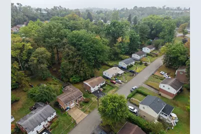 762 Cedarwood Dr, Pittsburgh, PA 15235 - Photo 16