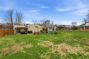 836 Lindenwood Dr, Pittsburgh, PA 15234 - Photo 30