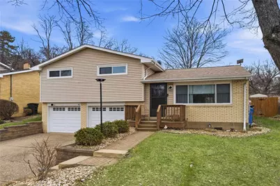 836 Lindenwood Dr, Pittsburgh, PA 15234 - Photo 2