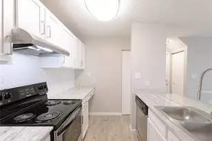 806 Rider's Way, Moon/Crescent Twp, PA 15108 - Photo 4