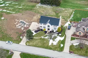 209 Fox Run Dr, Peters Township, PA 15367 - Photo 10