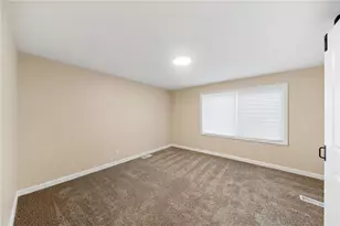 749 Parkway Dr, Springdale Township, PA 15049 - Photo 22