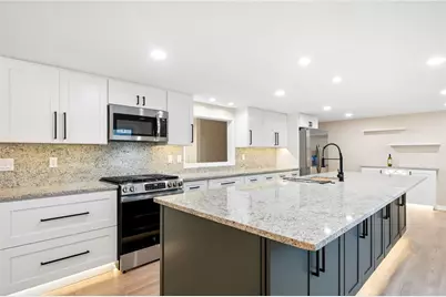 749 Parkway Dr, Springdale Township, PA 15049 - Photo 10