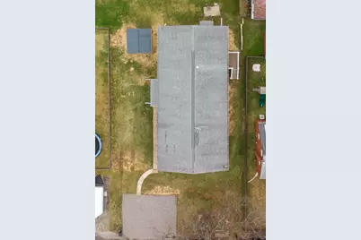 749 Parkway Dr, Springdale Township, PA 15049 - Photo 2