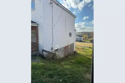 420 Brown St, Everson, PA 15631 - Photo 6