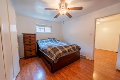 10 Pioneer Ave, Pittsburgh, PA 15229 - Photo 18