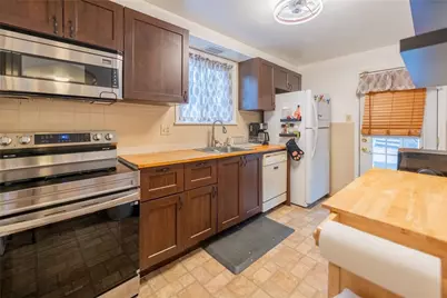 10 Pioneer Ave, Pittsburgh, PA 15229 - Photo 12