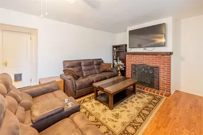 10 Pioneer Ave, Pittsburgh, PA 15229 - Photo 4
