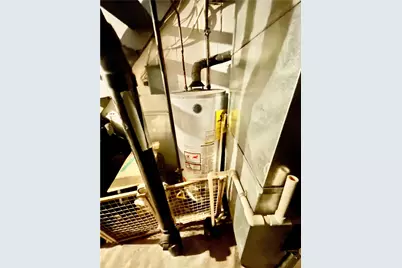 604 Countryside Dr, Robinson Twp, PA 15136 - Photo 16