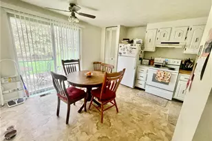 604 Countryside Dr, Robinson Twp, PA 15136 - Photo 6