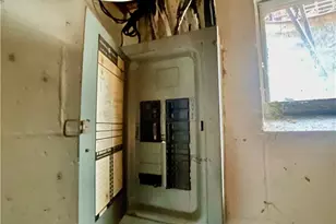 604 Countryside Dr, Robinson Twp, PA 15136 - Photo 18