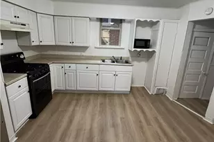 2931 Zephyr Ave, Pittsburgh, PA 15204 - Photo 8