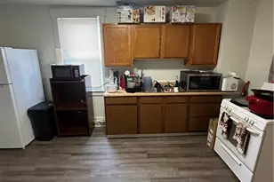 1131 12th St, McKees Rocks, PA 15136 - Photo 12