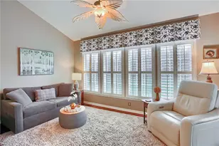 4018 Waterdam Cmns, Mt Pleasant Twp, PA 15057 - Photo 18