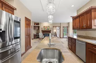 109 Brookside Ln, Moon/Crescent Twp, PA 15108 - Photo 10