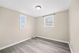 1581 Greencrest Dr, Pittsburgh, PA 15226 - Photo 22