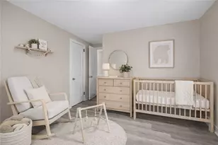 1581 Greencrest Dr, Pittsburgh, PA 15226 - Photo 18