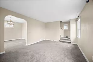 1581 Greencrest Dr, Pittsburgh, PA 15226 - Photo 6