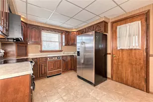 118 Almond St, Sewickley Township, PA 15083 - Photo 8