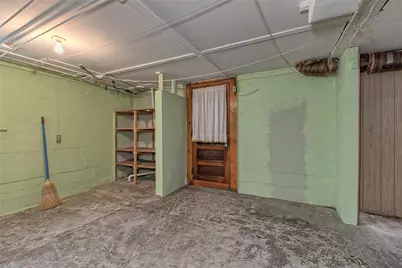 118 Almond St, Sewickley Township, PA 15083 - Photo 32