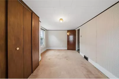 519 Washington St, Mt Pleasant Boro, PA 15666 - Photo 16